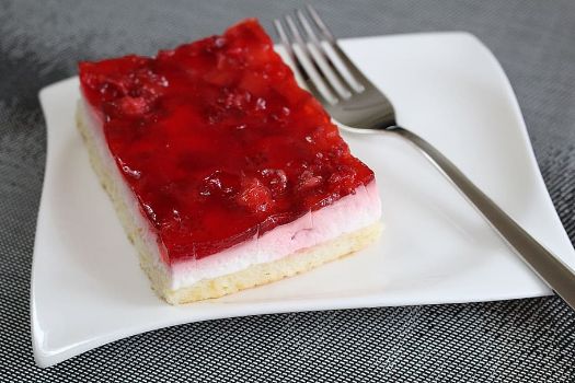 Jelly-topped dairy-free cheesecake