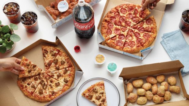 Restaurants like Domino's That Offer Dairy-Free Pizza
